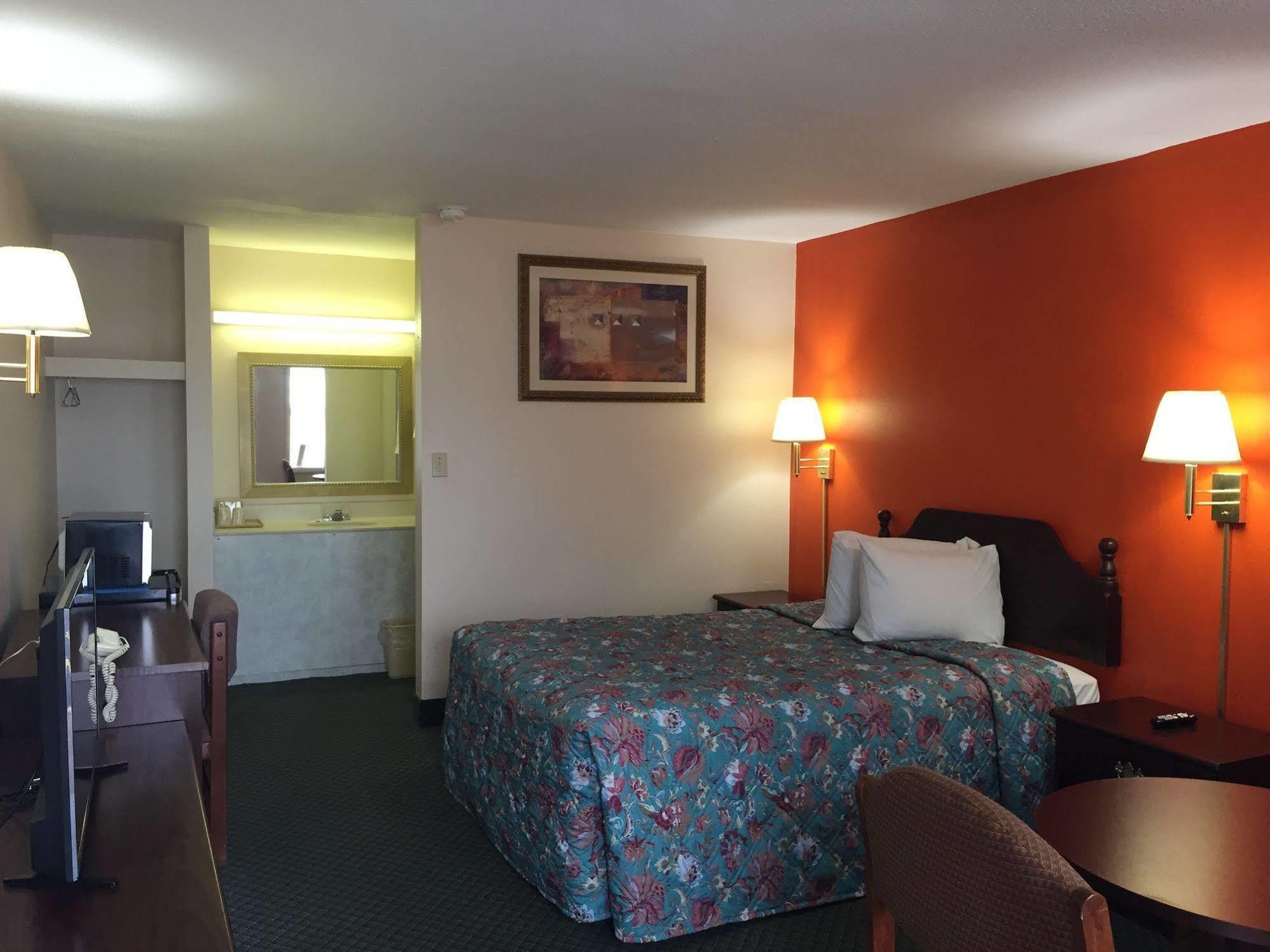 Economy Inn St. James Buitenkant foto